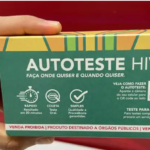 Embalagem de autoteste de HIV fica mais discreta para incentivar uso